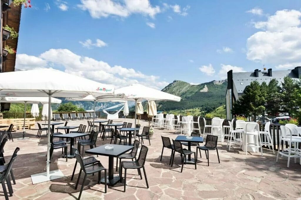 648b472ee142c40=s1024