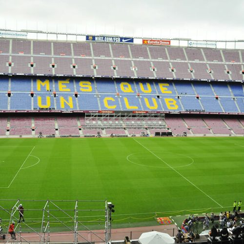 camp-nou-2476328_1920
